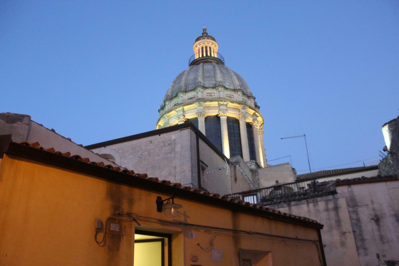 Specula Domus - Ibla Ragusa Exterior foto